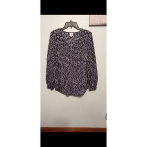 Cabi #5336 Te Amo Peasant Blouse Puffed Long Sleeves Flowy Top V-Neck Romantic M